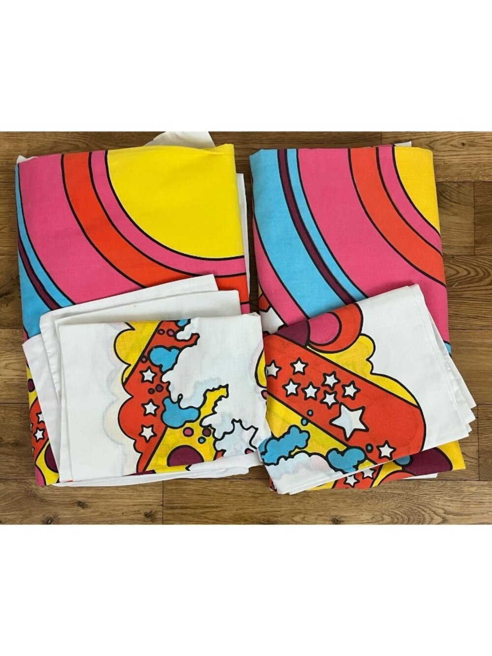Peter Max Star Dreamer (2) Twin Flat Sheets 66”x104” & (2) Pillow Case 42”x36”